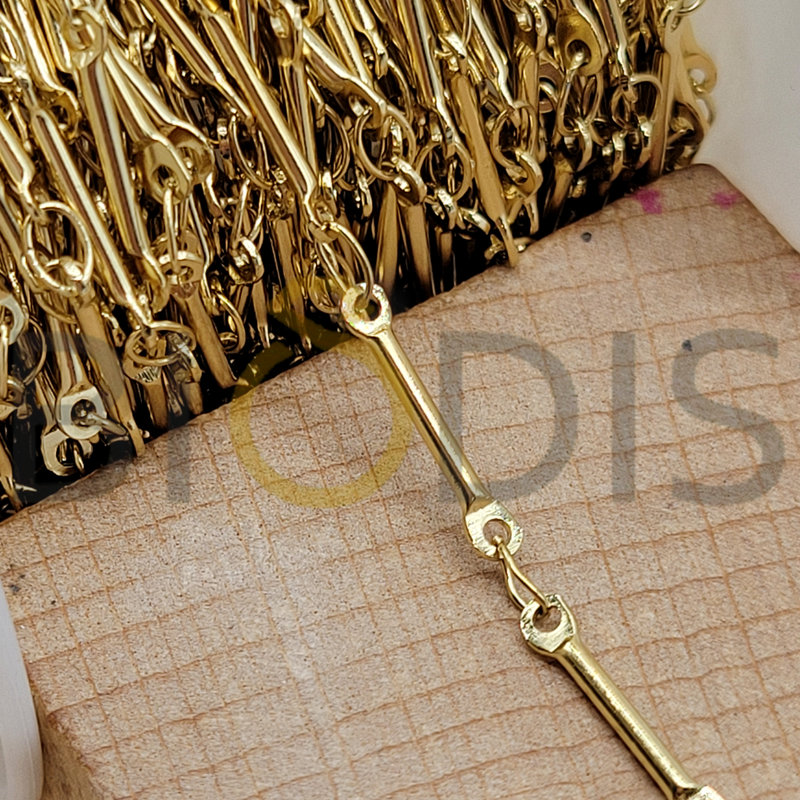 Alternative view of L0248 Cadenas de acero de palitos redondas