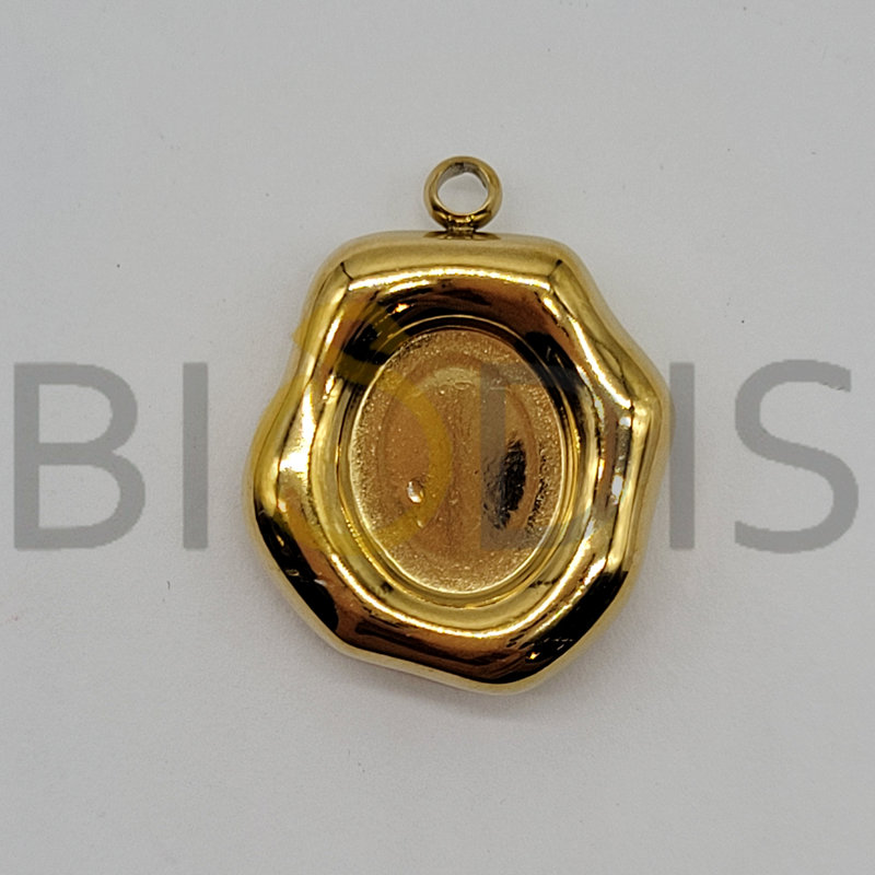 031595 Colgantes de acero/ Forma irregular / Base